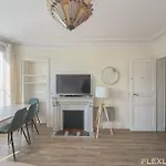 Flexliving - Private Bedroom - Monge